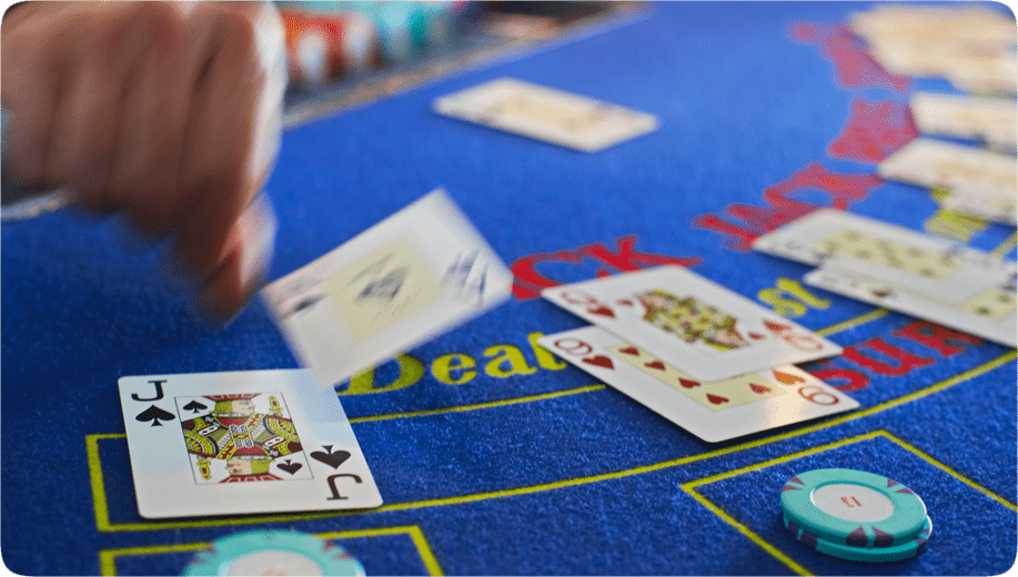 Aktualności ze świata blackjacka w portalu Hazardowo.com